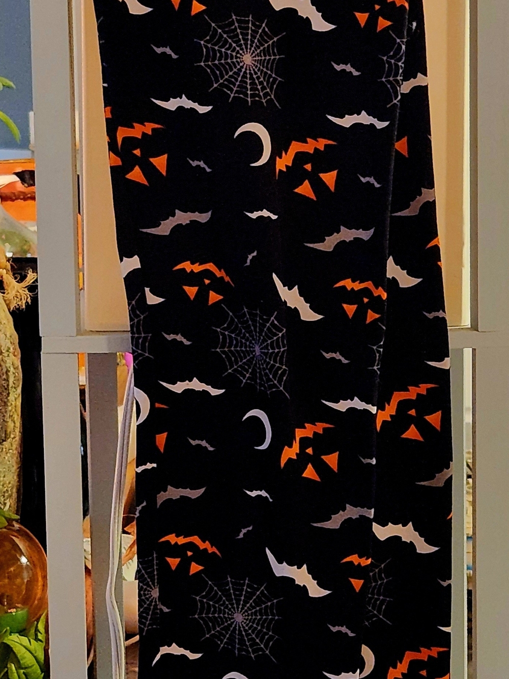 The Halloween Spiderweb Jack O Lantern And  bats Black Leggings by poof Size Lg.